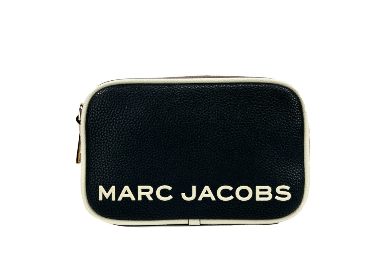 Marc Jacobs Flash Leather Camera Crossbody Bag - Image 2